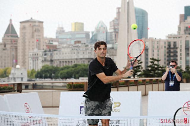 将这位年轻 将这位年轻